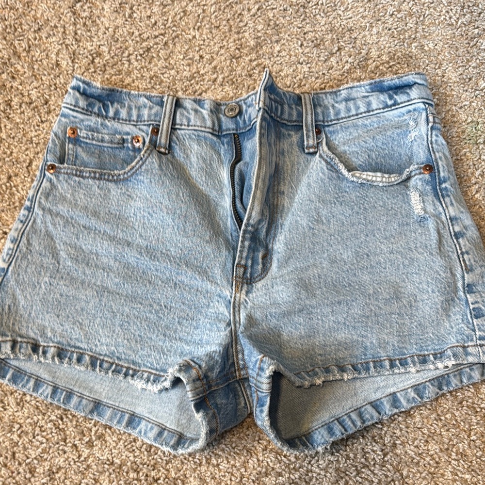 EUC Abercrombie & Fitch High Rise Mom Short